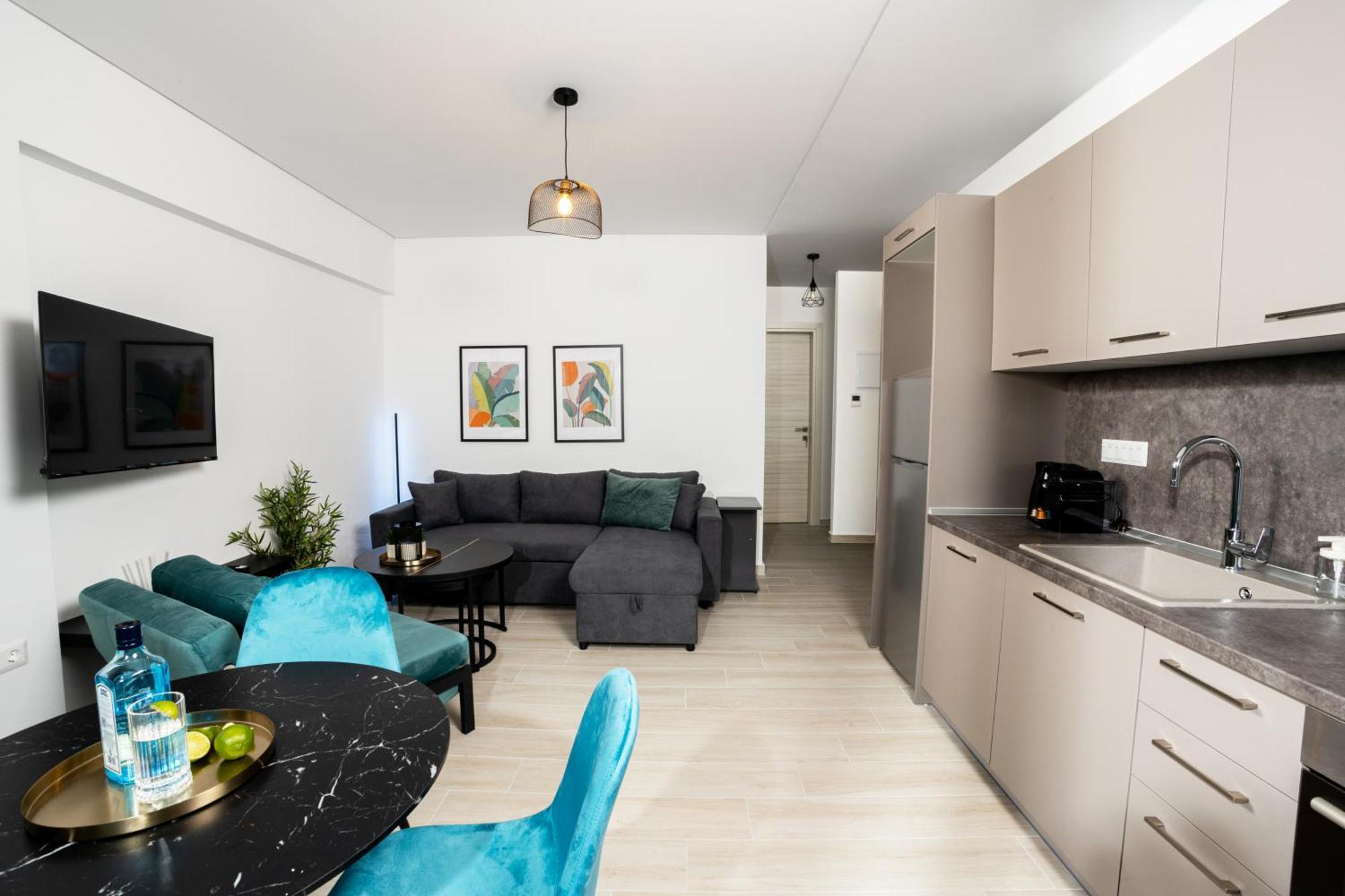 Velvet Luxury Apartments In The City Center By Binobi! เทสซาโลนิกิ ภายนอก รูปภาพ