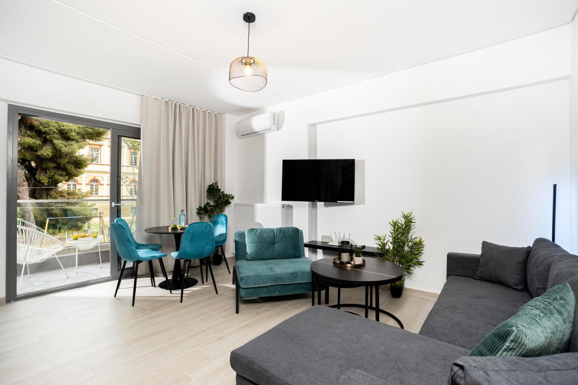 Velvet Luxury Apartments In The City Center By Binobi! เทสซาโลนิกิ ภายนอก รูปภาพ