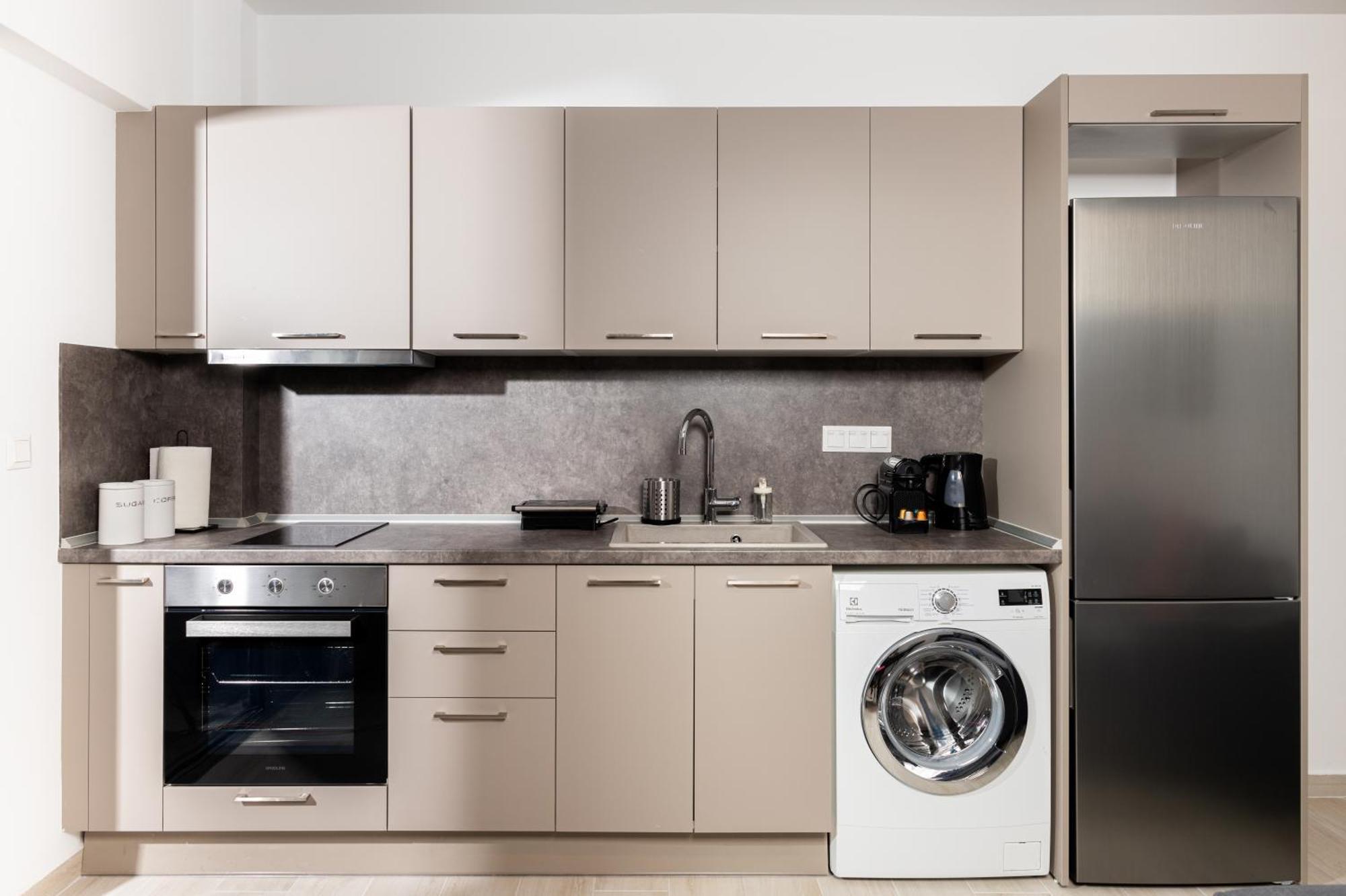 Velvet Luxury Apartments In The City Center By Binobi! เทสซาโลนิกิ ภายนอก รูปภาพ